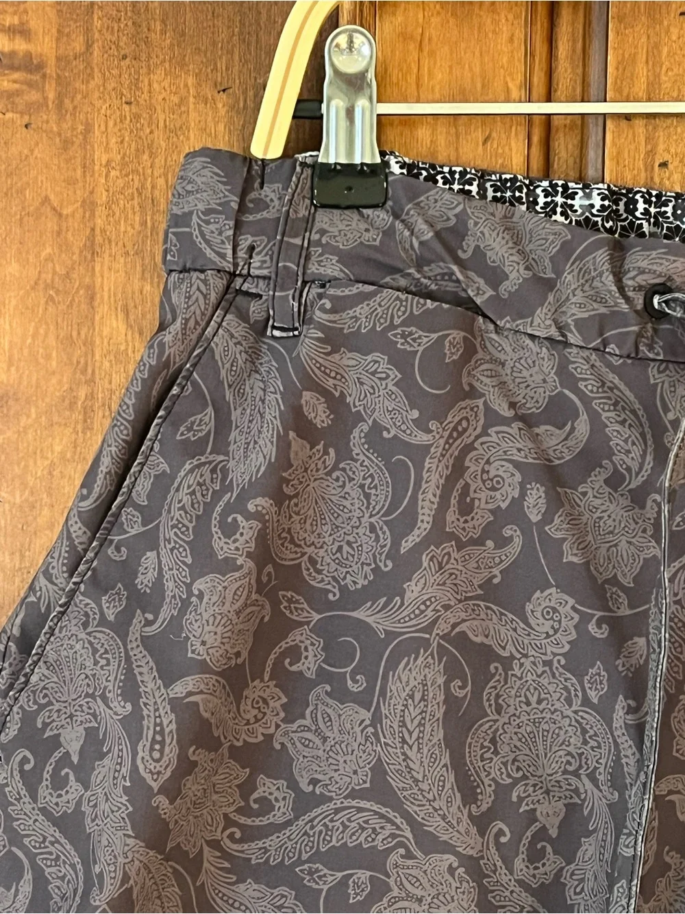 Robert Graham Classic Fit Beach to Bar Bounty Shorts | SZ 36 | Great Condition - Picture 11 of 15